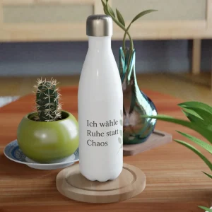 Edelstahl-Wasserflasche mit Affirmation „Ich wähle Ruhe statt Chaos“ (Scene 3)